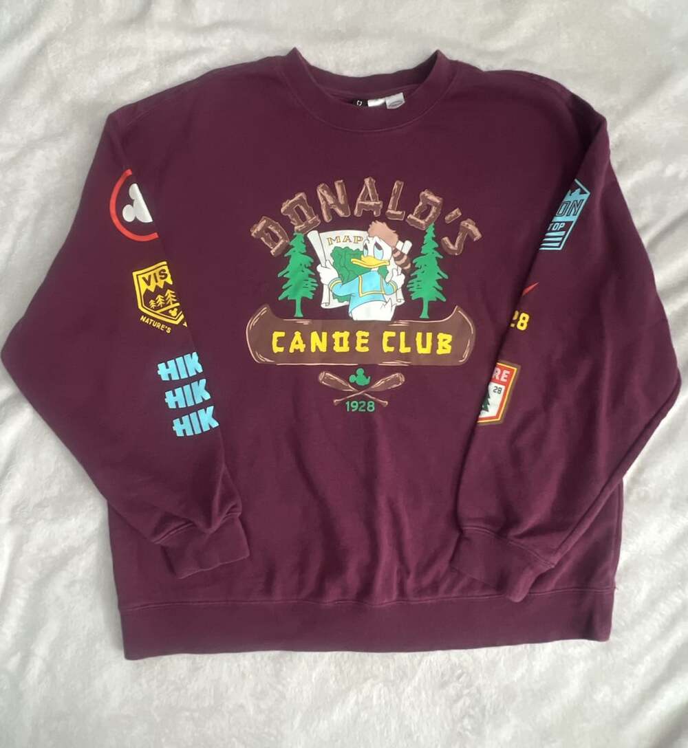 Disney Donald's Canoe Club Graphic Crewneck Sweatshirt Burgundy Medium